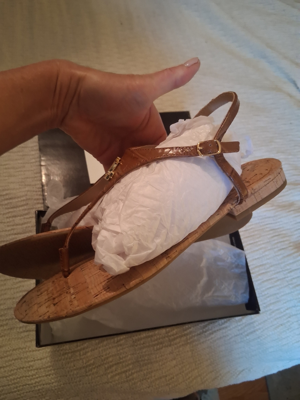 Lauren Ralph Lauren Brown Cork Thong Sandals with RL Logo - Picture 3 of 5